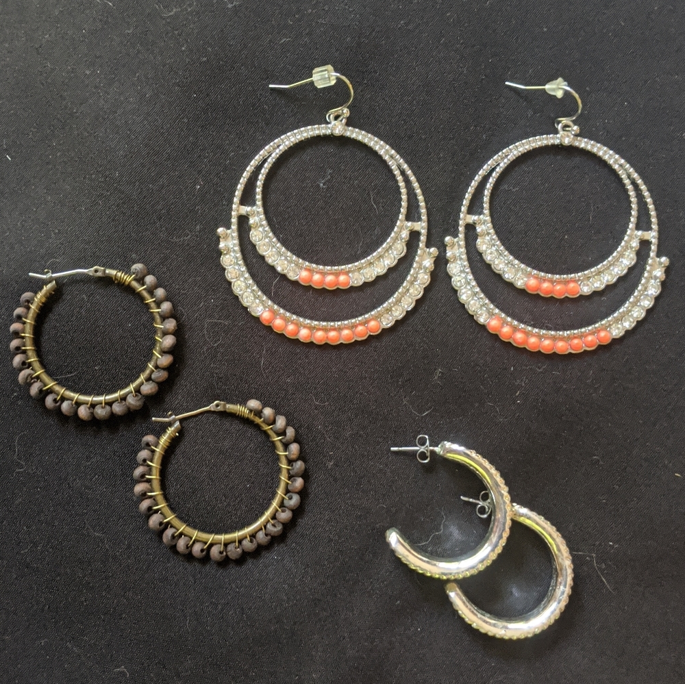 Earring lot